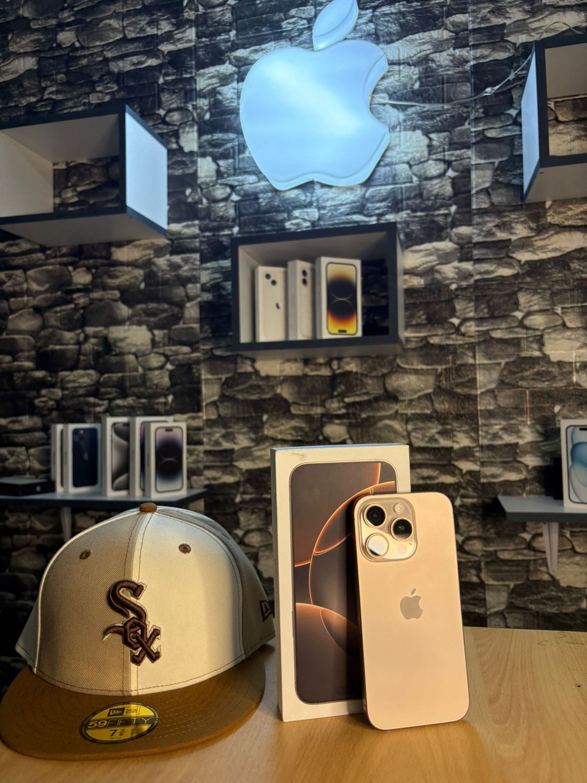 IPHONE 16 PRO