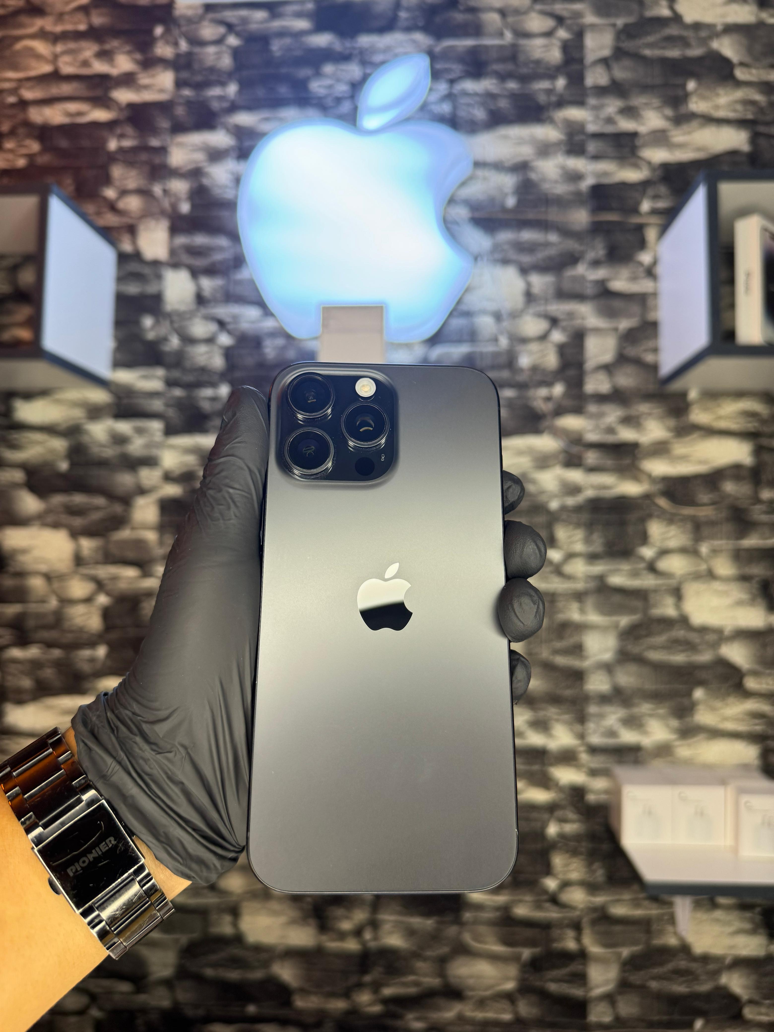 IPHONE 16 PRO MAX